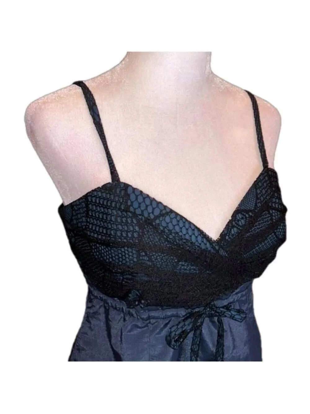 MARC NEW YORK by Andrew Marc Navy w/ Black Lace Trim Cocktail Dress Size 4